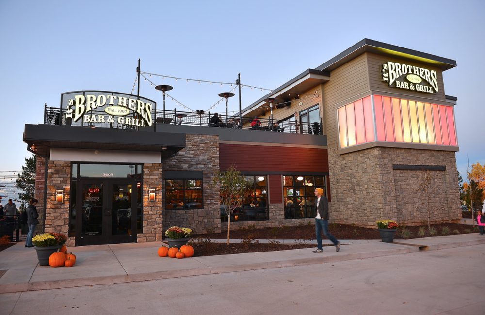 Brothers Bar & Grill, Lone Tree