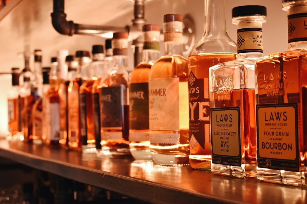 The Bluegrass Lounge - Candelas, Arvada